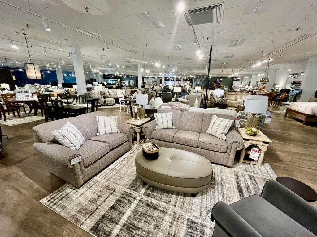 About Us Show Room 1 (1)