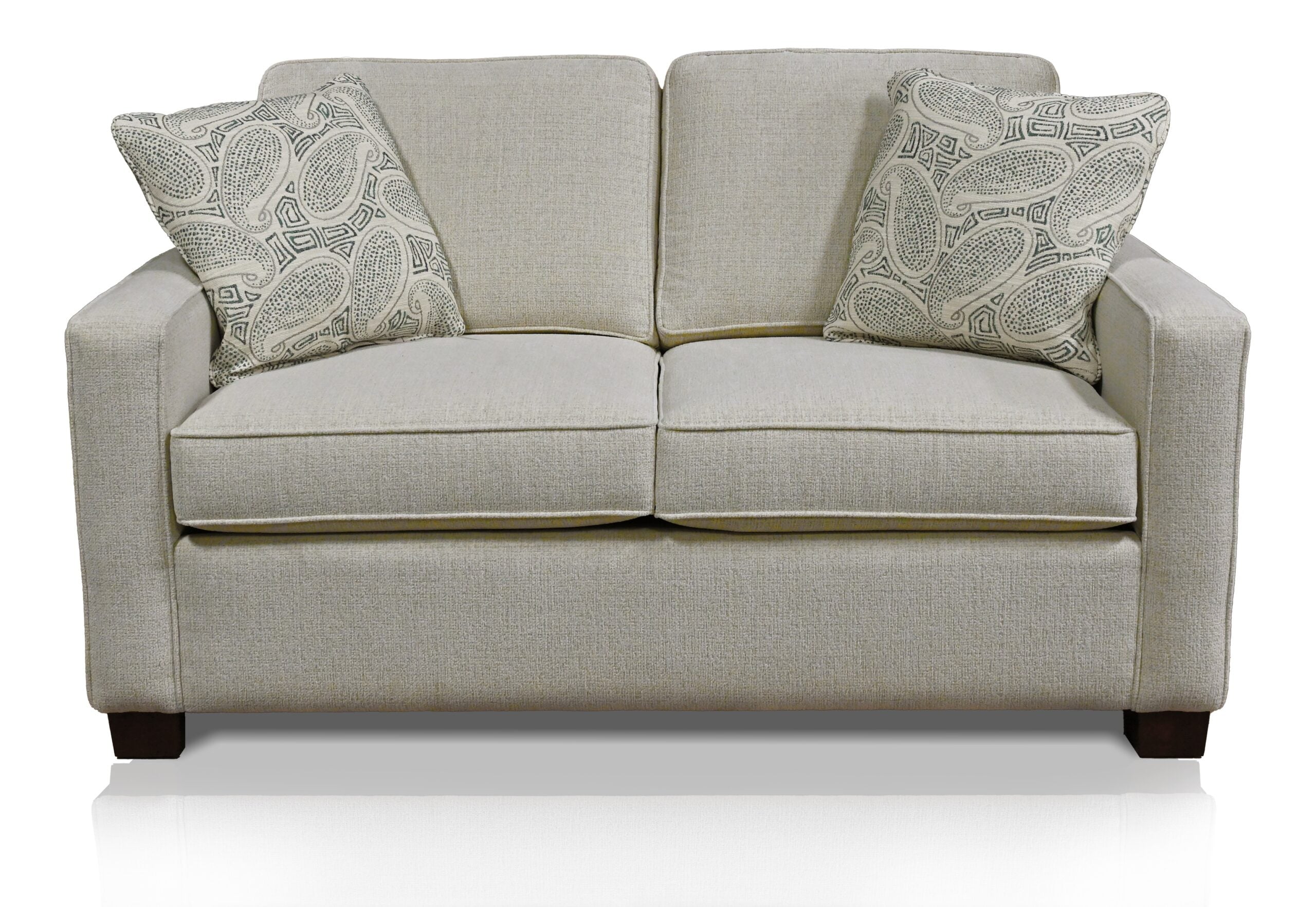 Nola Loveseat